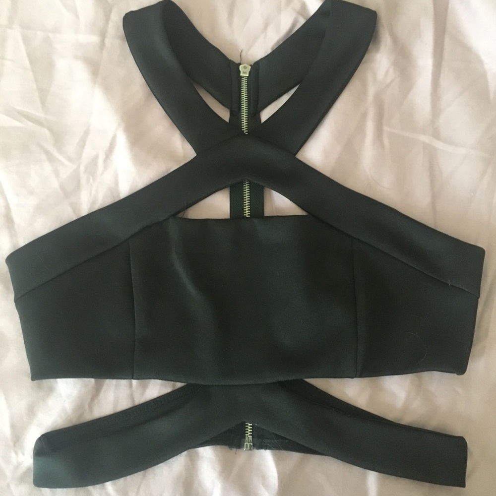 sexy crop cut out top for going out - Picture 2 of 5